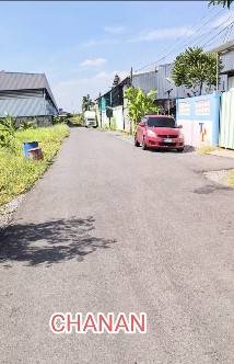 ชายที่ดิน ถนนบางกระดี่ บางกระดี่ซอย10 เนื้อที่2ไร่