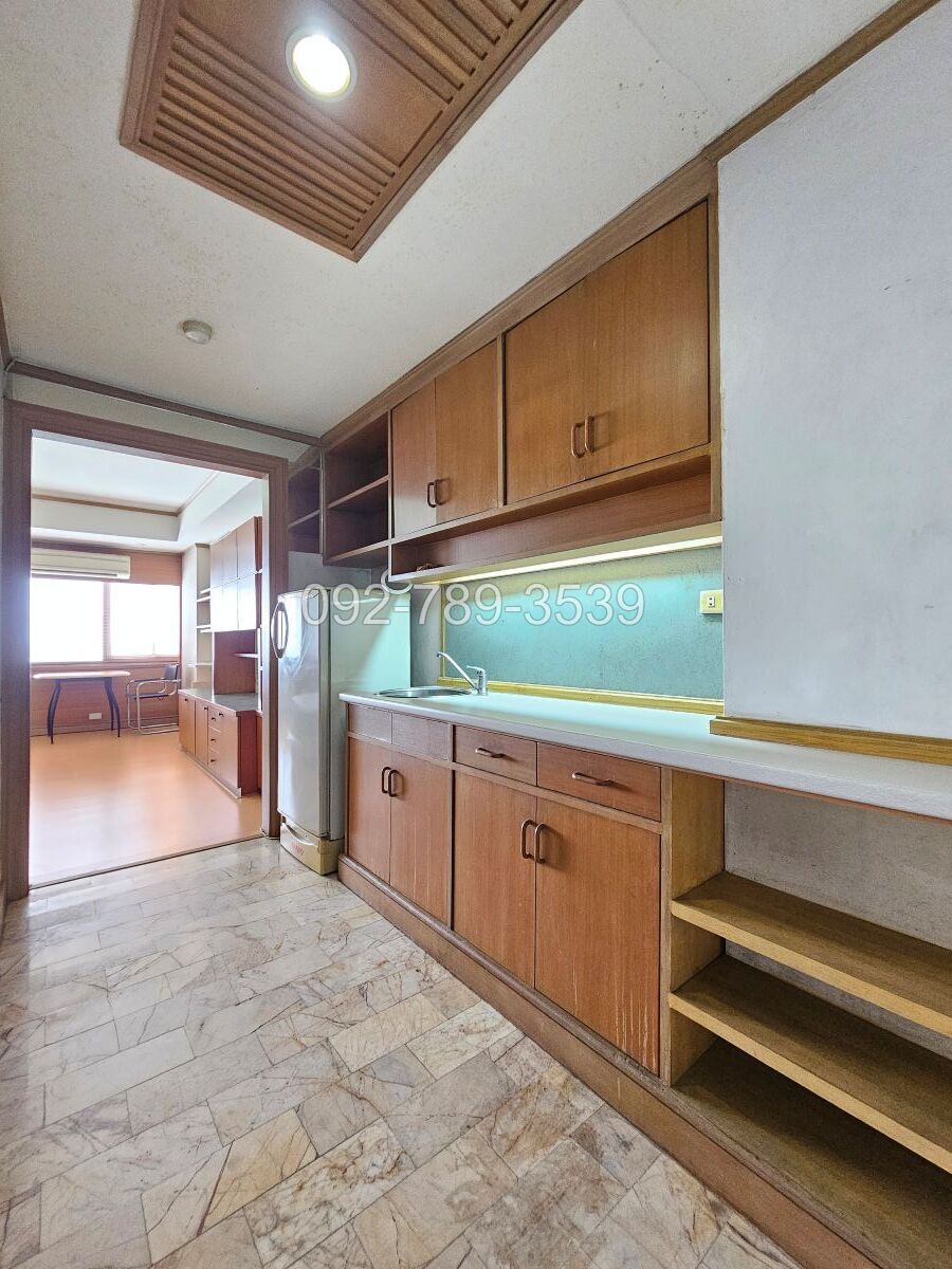 Royal Nine Residence พระราม9