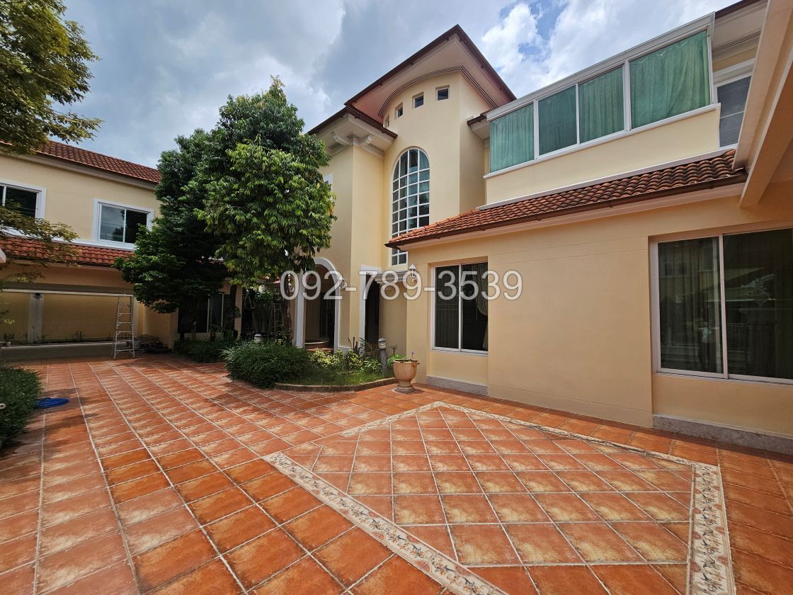 โกลเด้น เลเจ้นด์ สาธร-กัลปพฤกษ์ Golden Legend Village