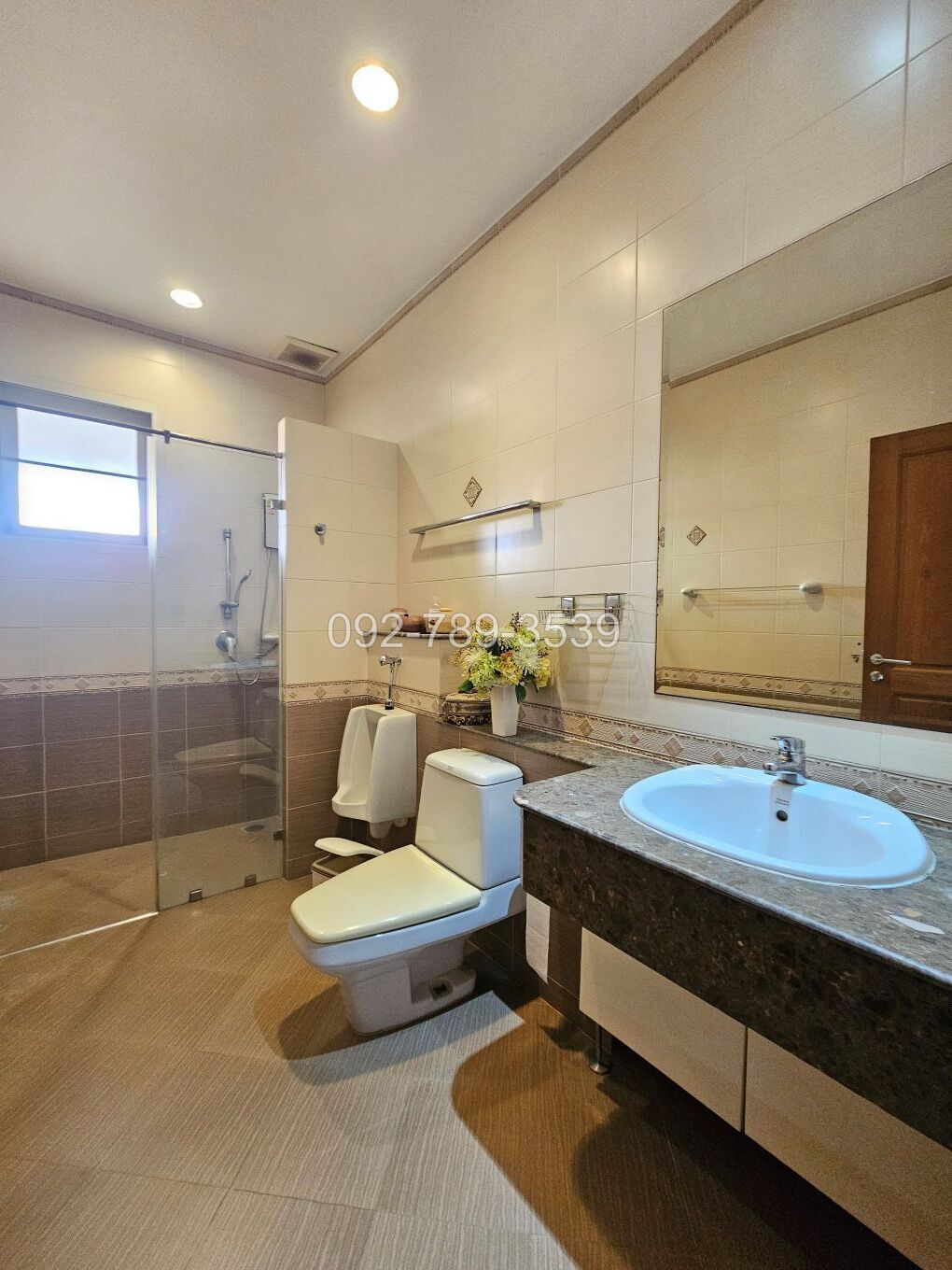 โกลเด้น เลเจ้นด์ สาธร-กัลปพฤกษ์ Golden Legend Village