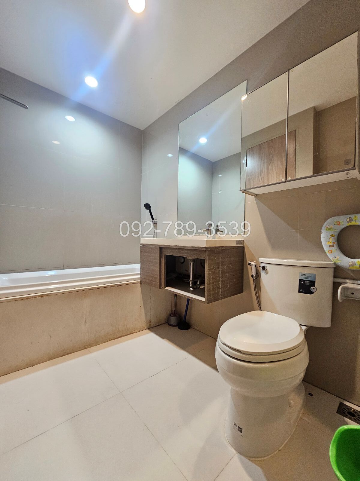 The Capital Condo ราชปรารภ-วิภาวดี