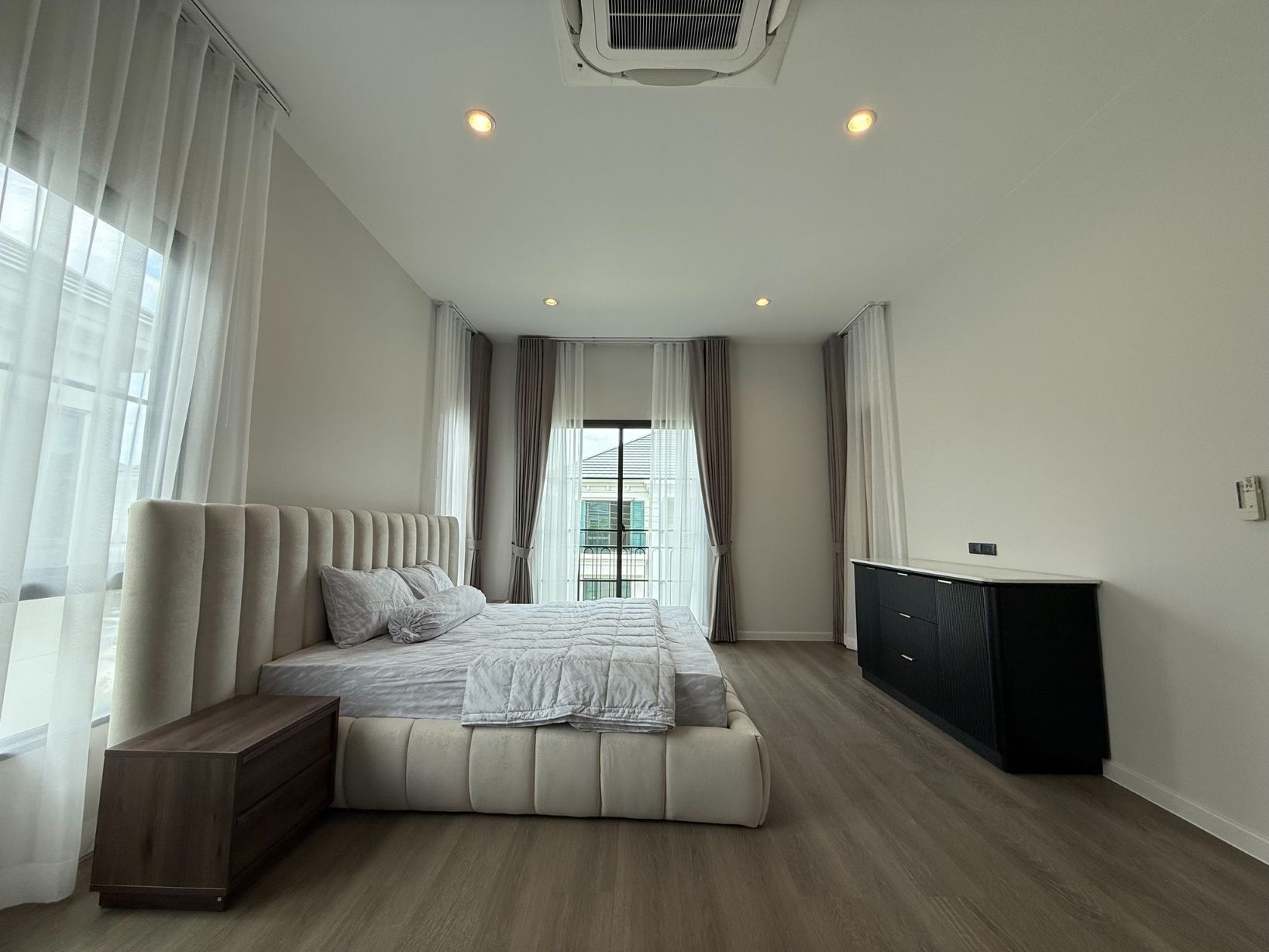 Setthasiri Bangna KM.10 เศรษฐสิริ บางนา กม.10