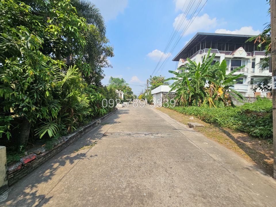 ที่ดินแจ้งวัฒนะ14 ซอยชุมชน5 หมู่บ้านเมืองทองนิเวศน์1 เกษตรนิเวศน์