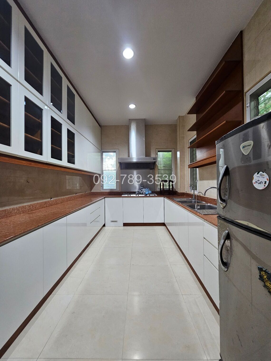 Golden Legend Sathorn-Kalpapruek