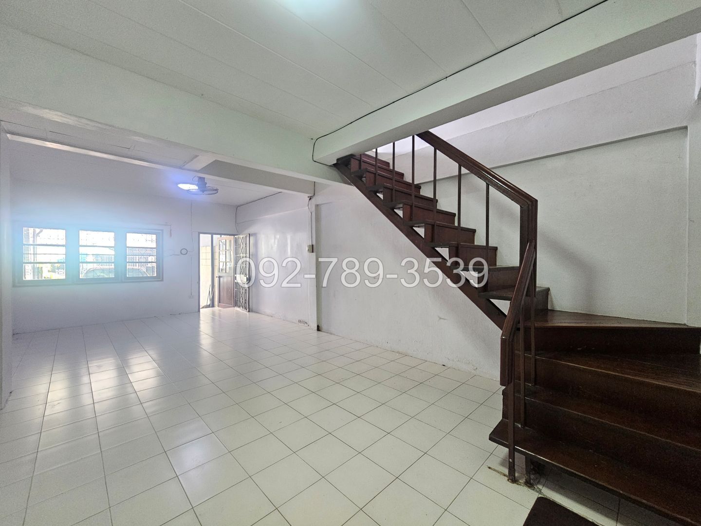 หมู่บ้านรินทร์ทอง รามคำแหง190