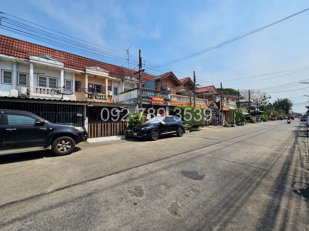 หมู่บ้านรินทร์ทอง รามคำแหง190