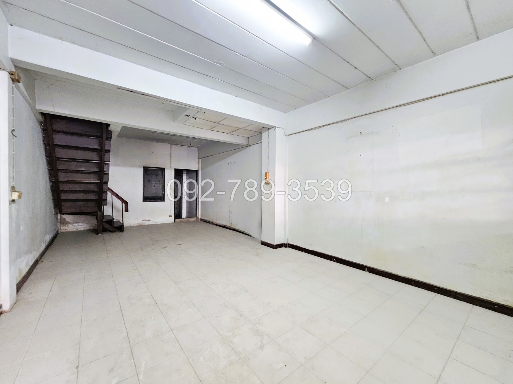 หมู่บ้านรินทร์ทอง รามคำแหง190