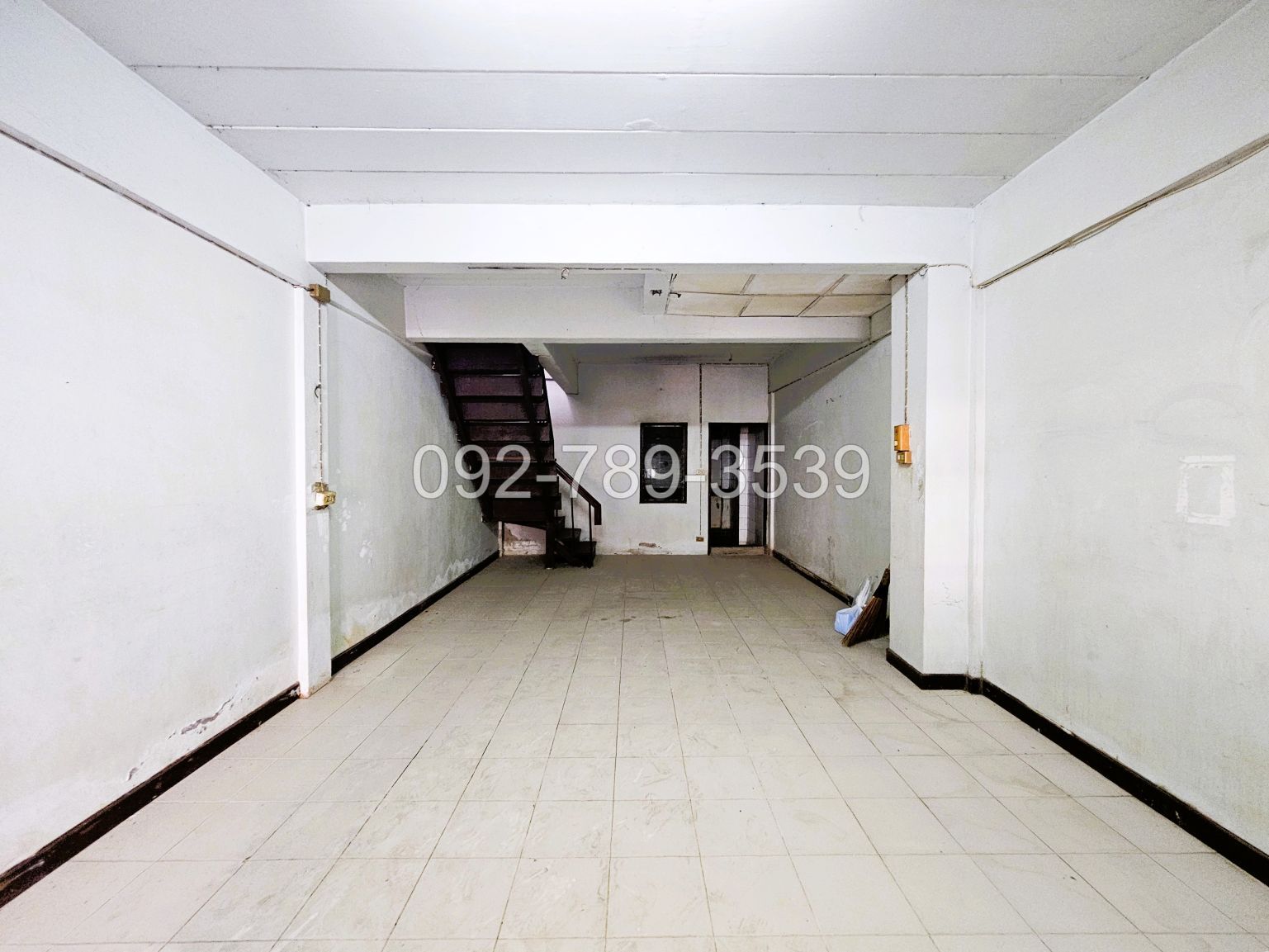 หมู่บ้านรินทร์ทอง รามคำแหง190