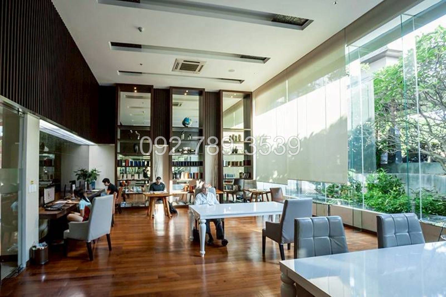 Circle Condominium (Circle1)