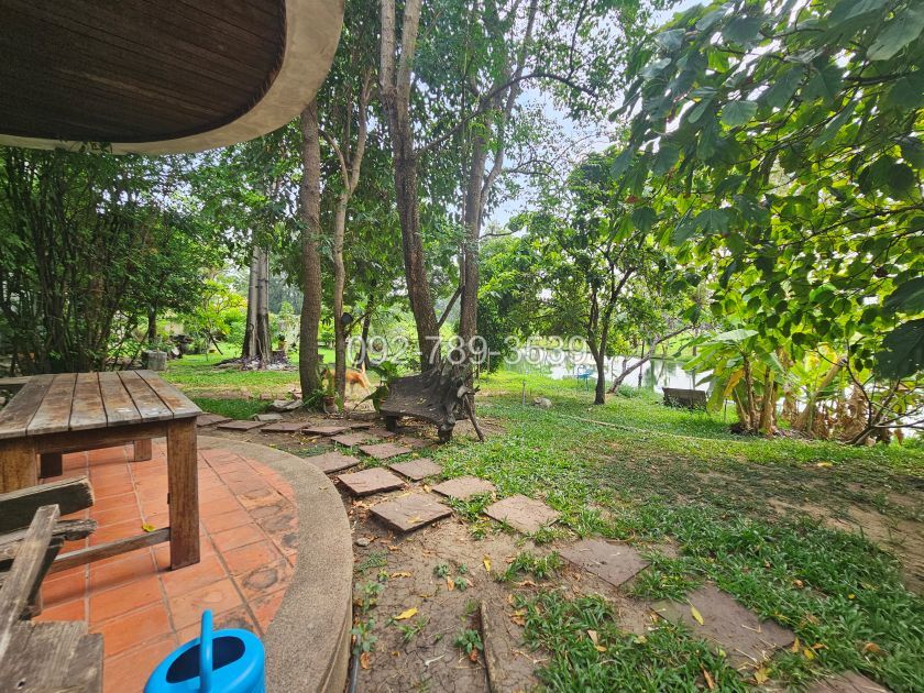บ้านเดี่ยวเมืองเอก โครงการ4 หน้าติดน้ำ วิวสนามกอล์ฟ