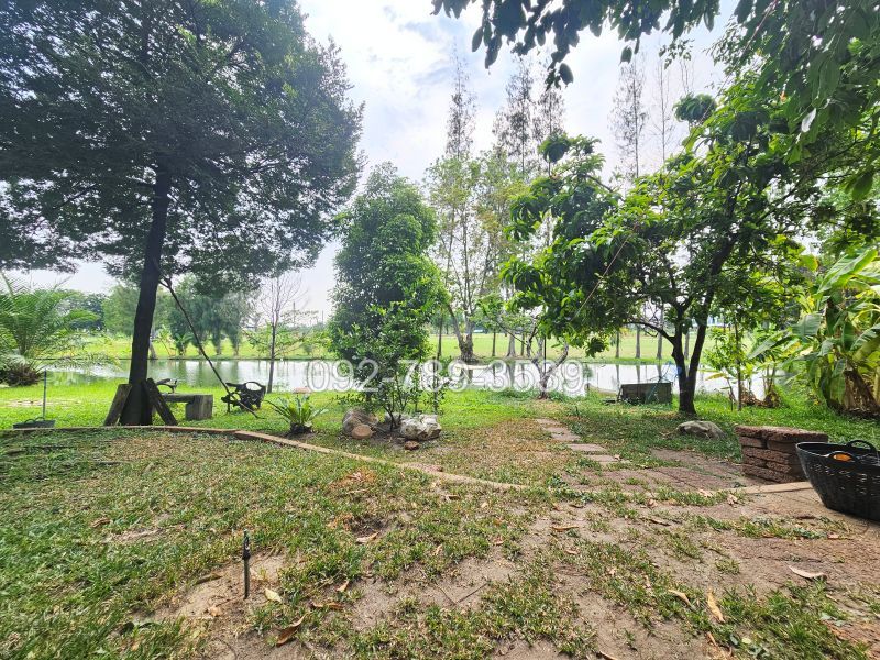 บ้านเดี่ยวเมืองเอก โครงการ4 หน้าติดน้ำ วิวสนามกอล์ฟ
