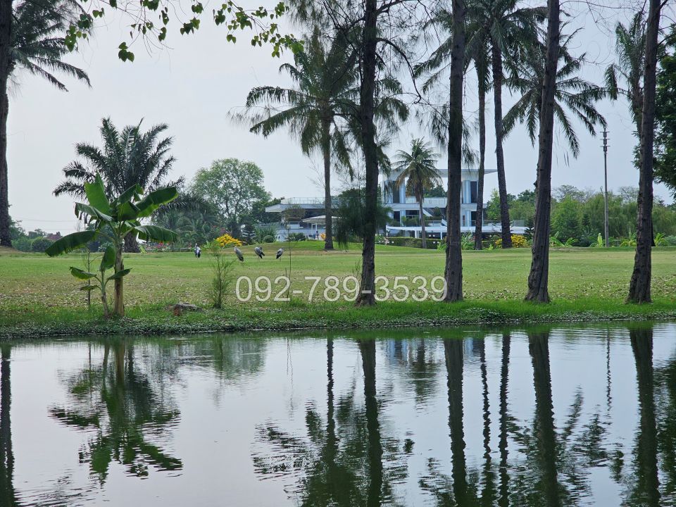 บ้านเดี่ยวเมืองเอก โครงการ4 หน้าติดน้ำ วิวสนามกอล์ฟ