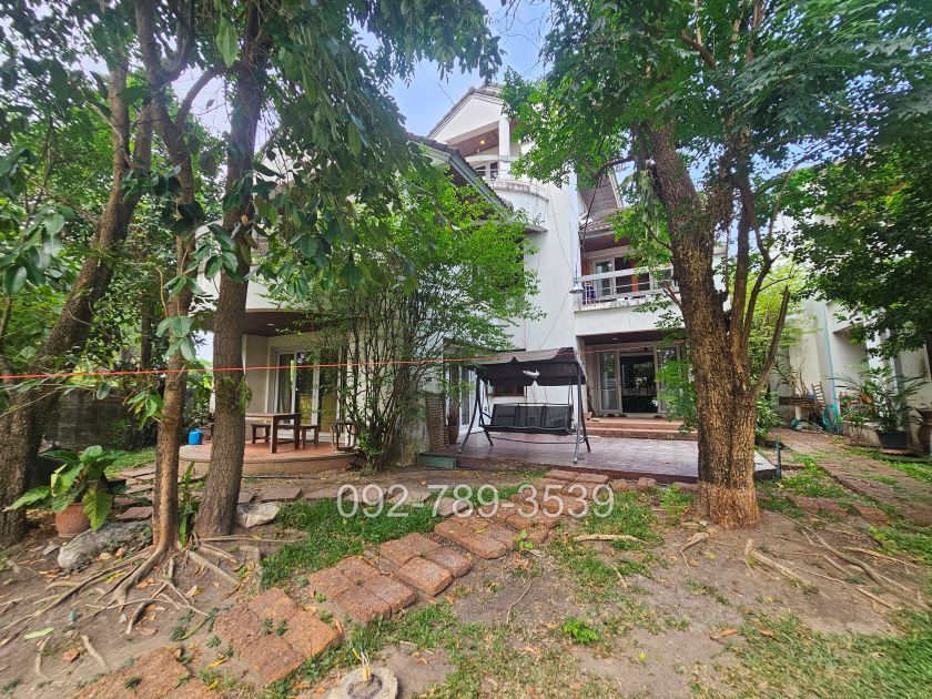 บ้านเดี่ยวเมืองเอก โครงการ4 หน้าติดน้ำ วิวสนามกอล์ฟ