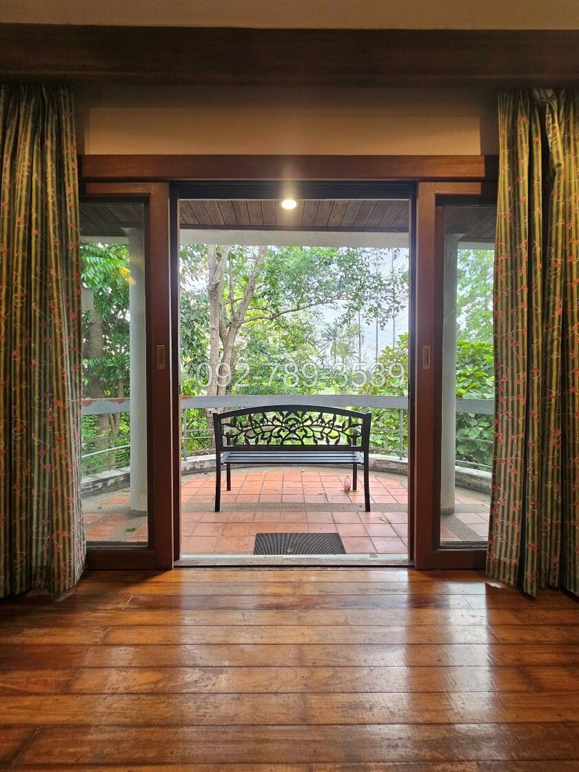 บ้านเดี่ยวเมืองเอก โครงการ4 หน้าติดน้ำ วิวสนามกอล์ฟ