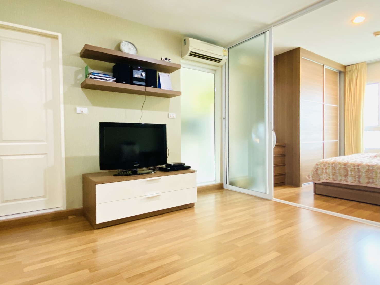 ห้องสภาพดีมาก ขนาด 35.79 ตรม. แบบ 1 นอน 1 น้ำ 1 ครัว 1 Living