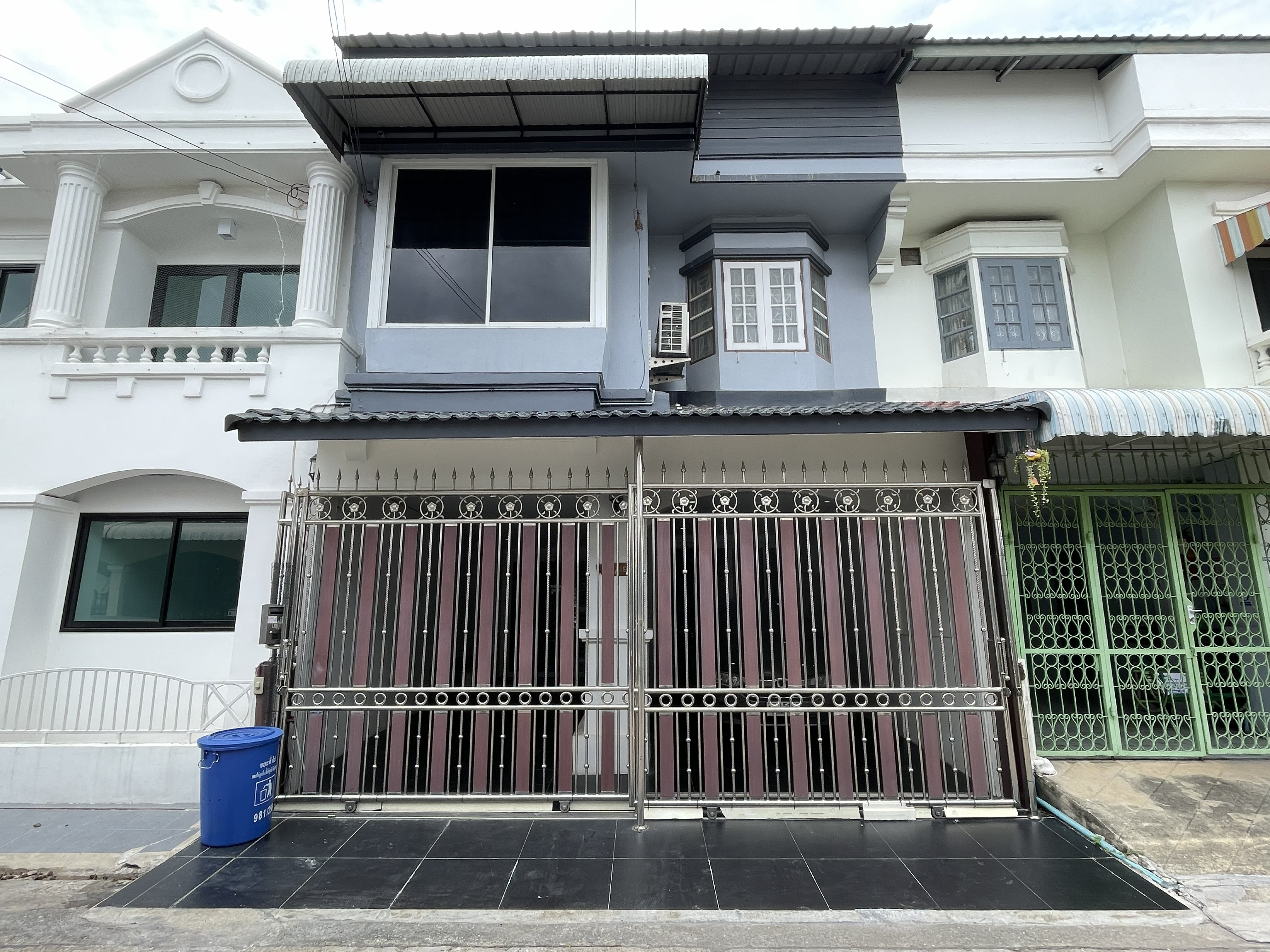 หน้าบ้าน